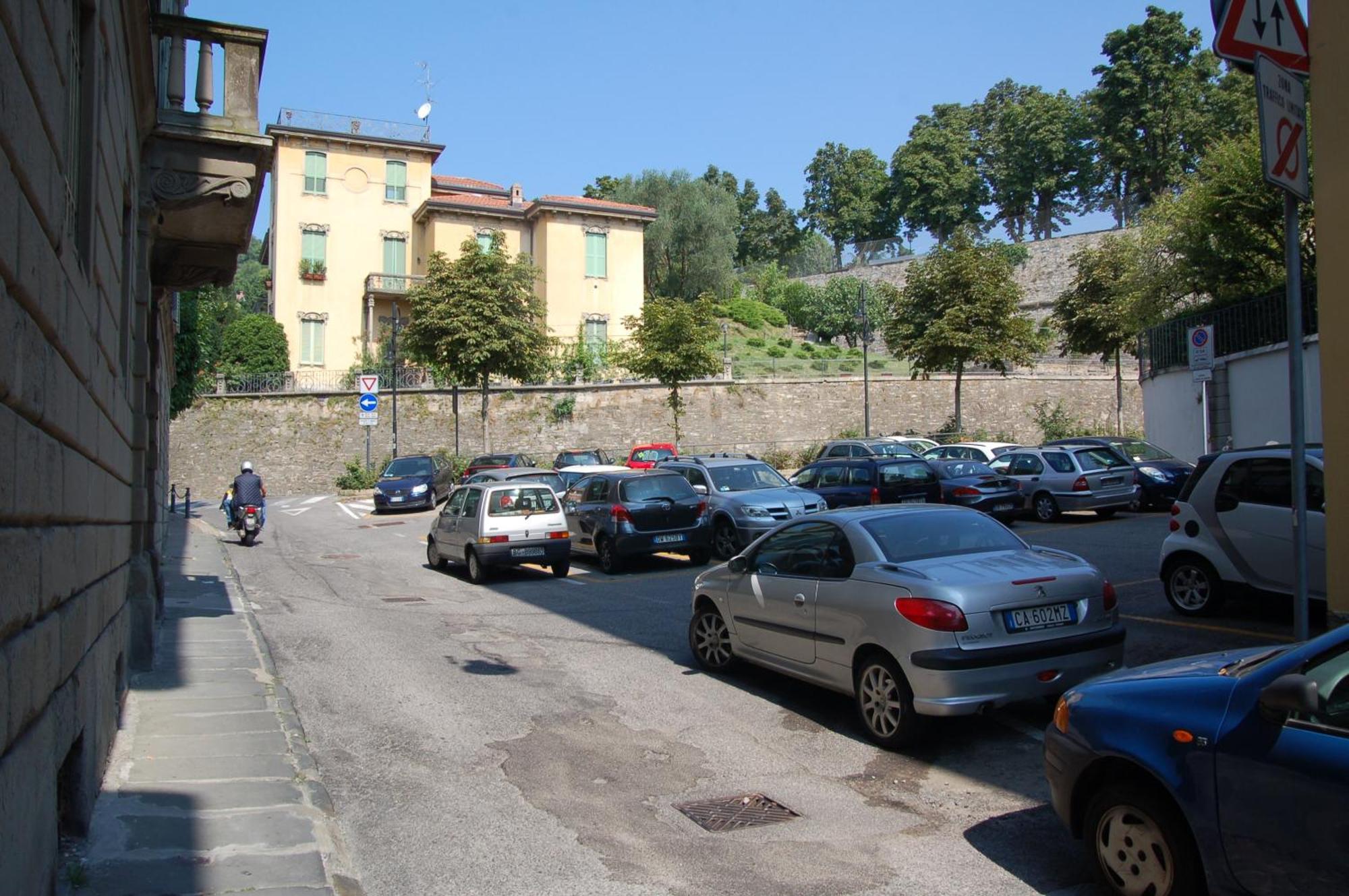 La Rosa Scarlatta Apartment Bergamo Exterior foto